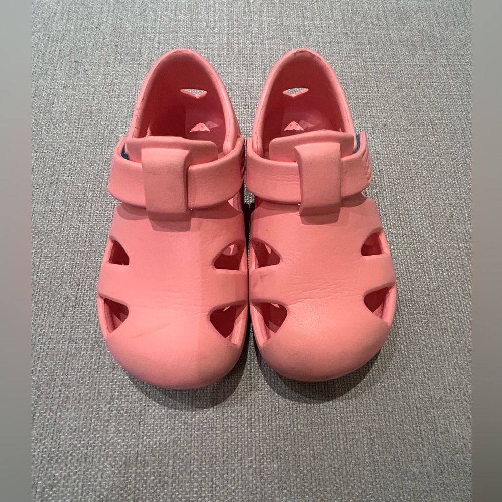 Ten Little Splash sandal water shoes Sz 9